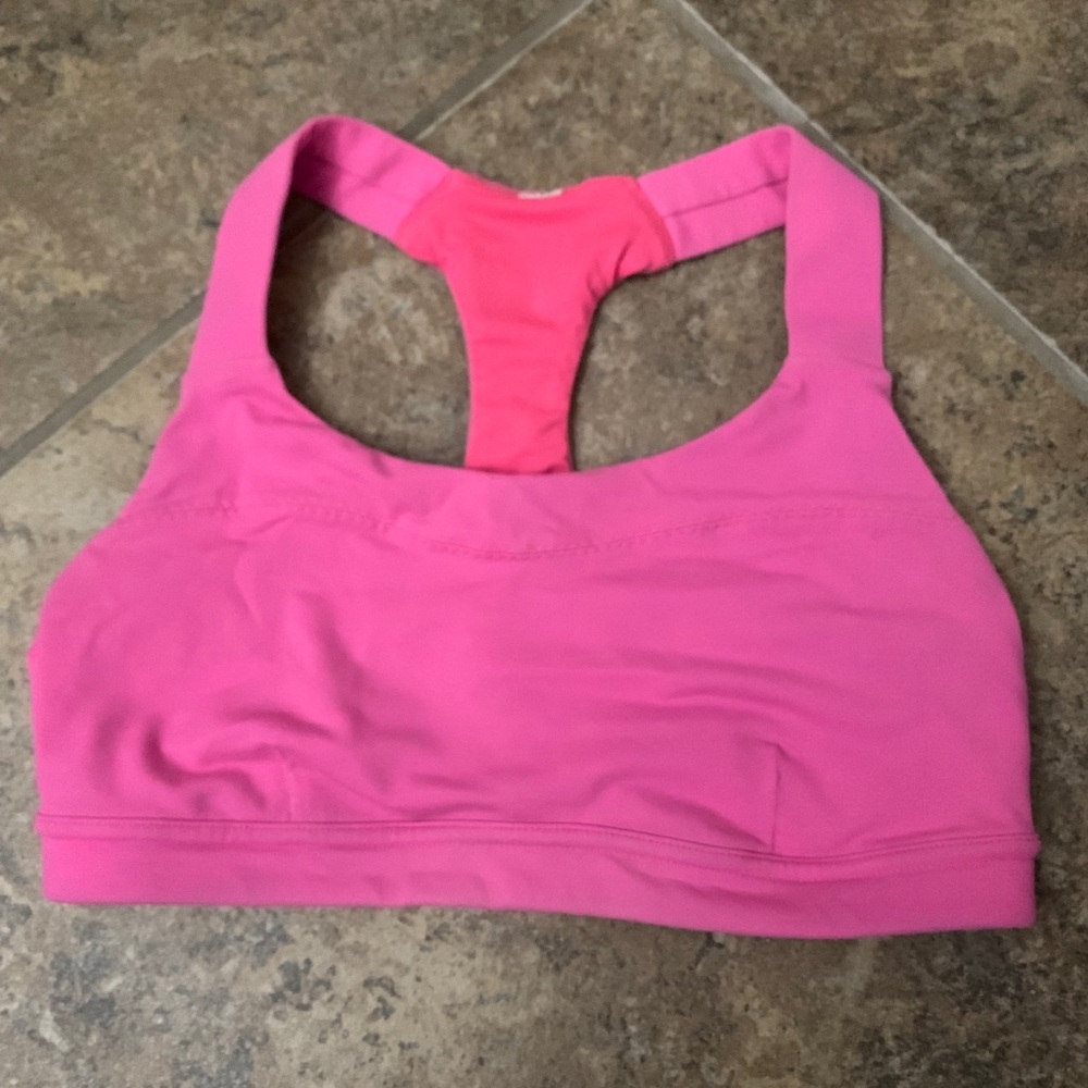 Lululemon sports bra